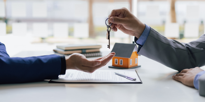 WHAT ARE THE ESSENTIAL THINGS TO KNOW WHEN PURCHASING A HOUSE