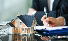 The Role of a Real Estate Lawyer in 7 Steps: A Comprehensive Guide lawyer
